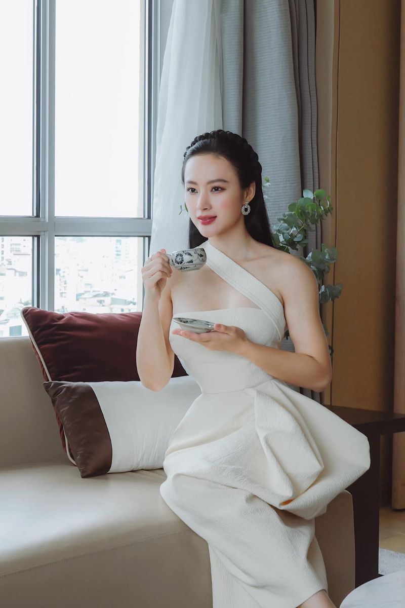 Ảnh ANGELA PHƯƠNG TRINH sexy 12