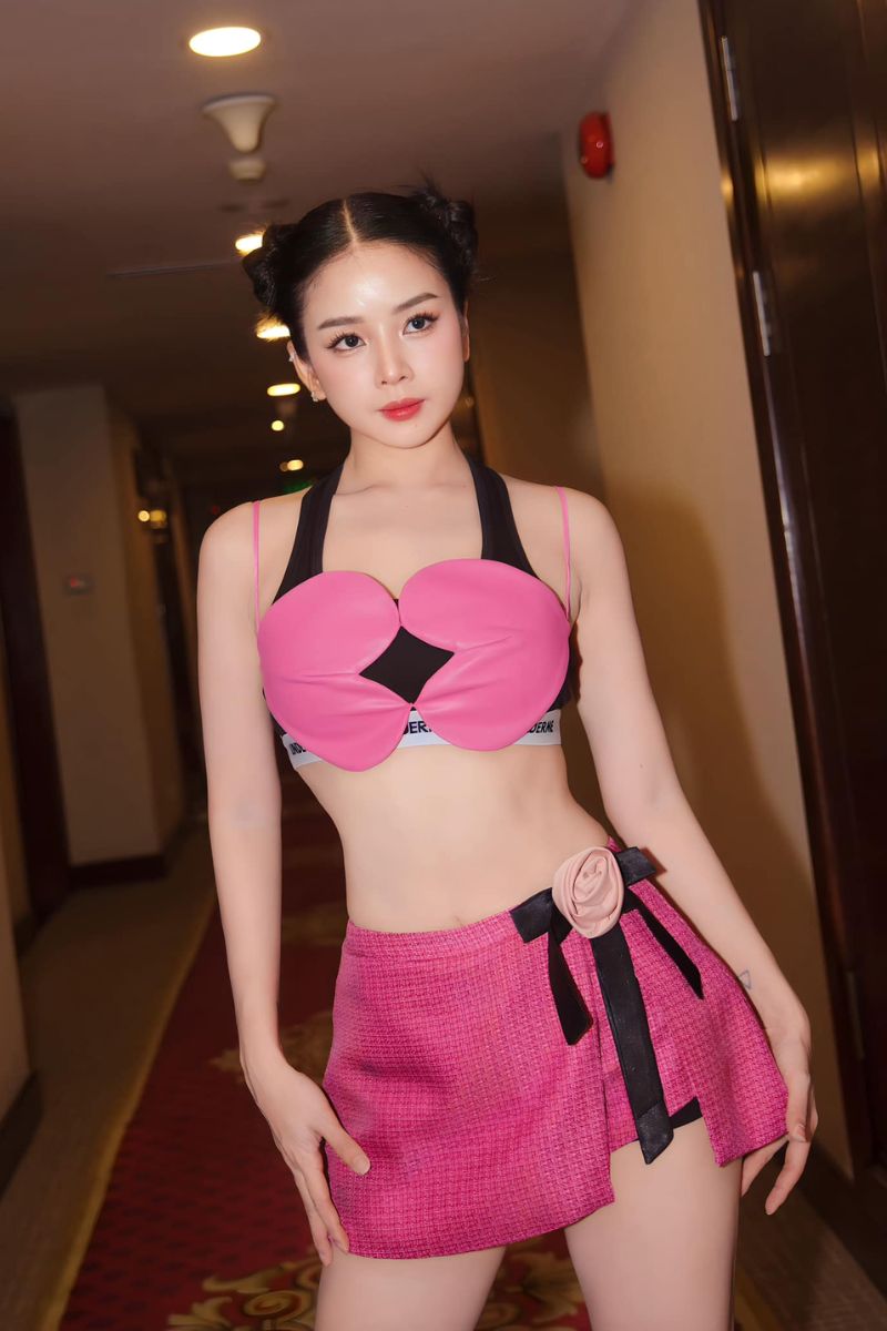 Ảnh Dj Mie sexy nóng bỏng 8