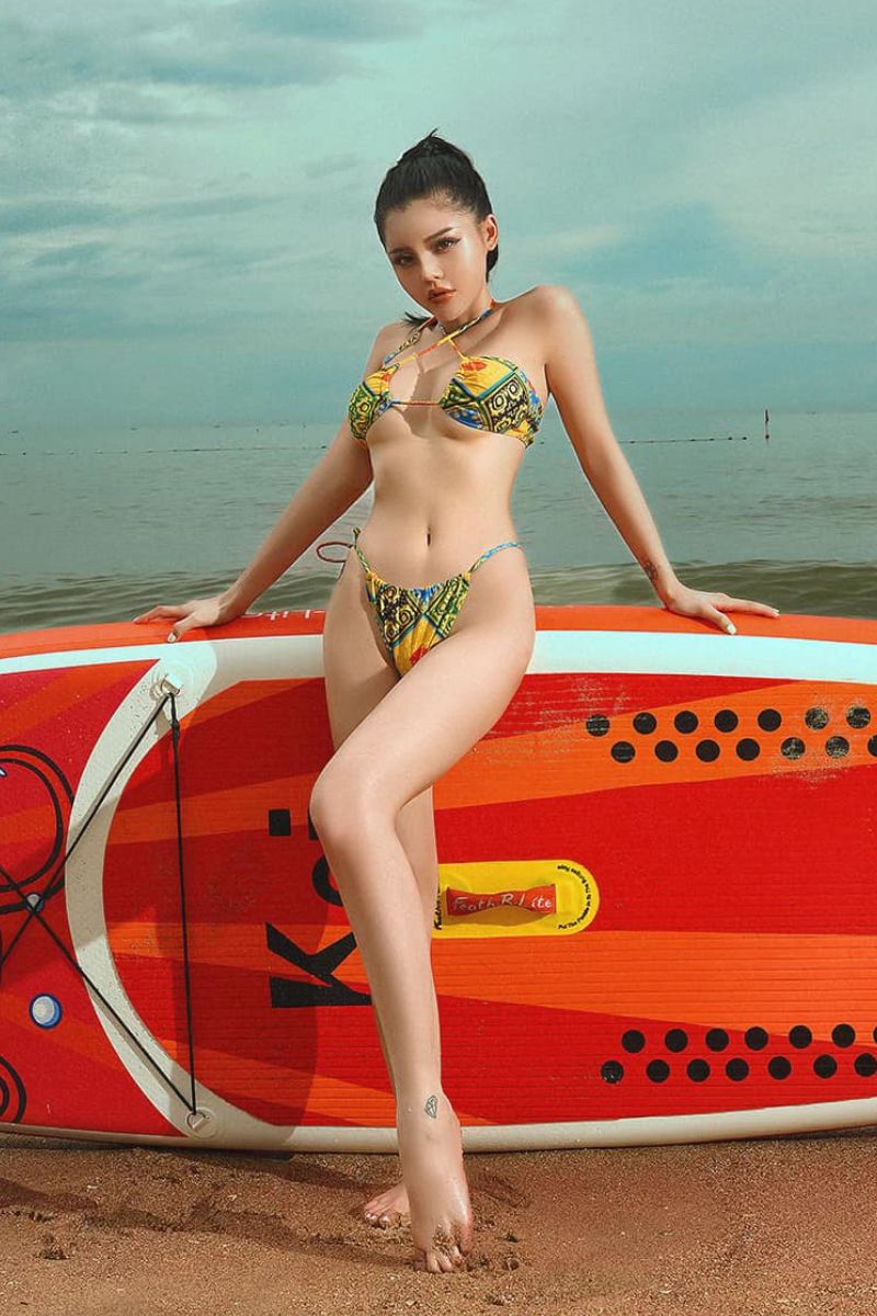 Ảnh Dương Trúc Quân bikini gợi cảm 5