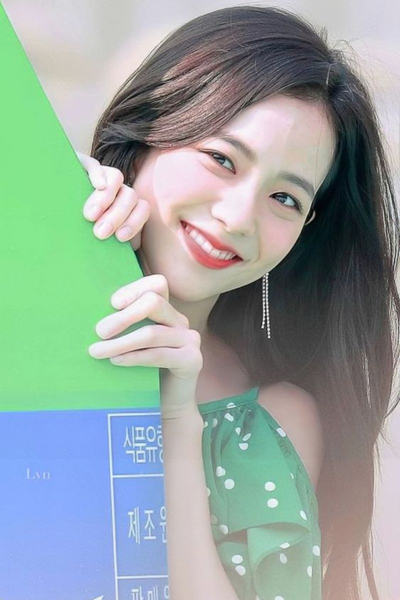 Ảnh Jisoo cười 4