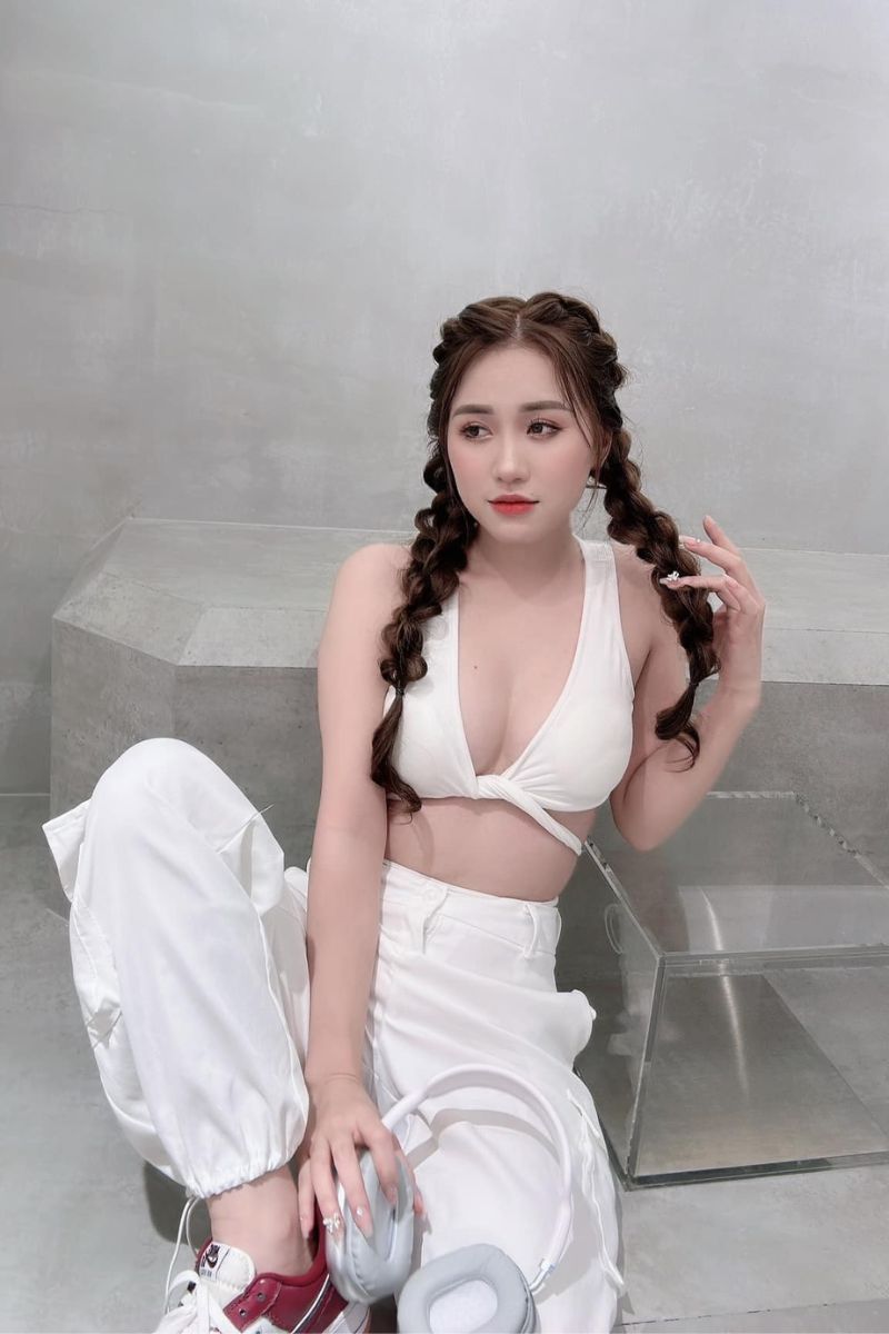 Ảnh Lâm anh idol sexy nóng bỏng 15