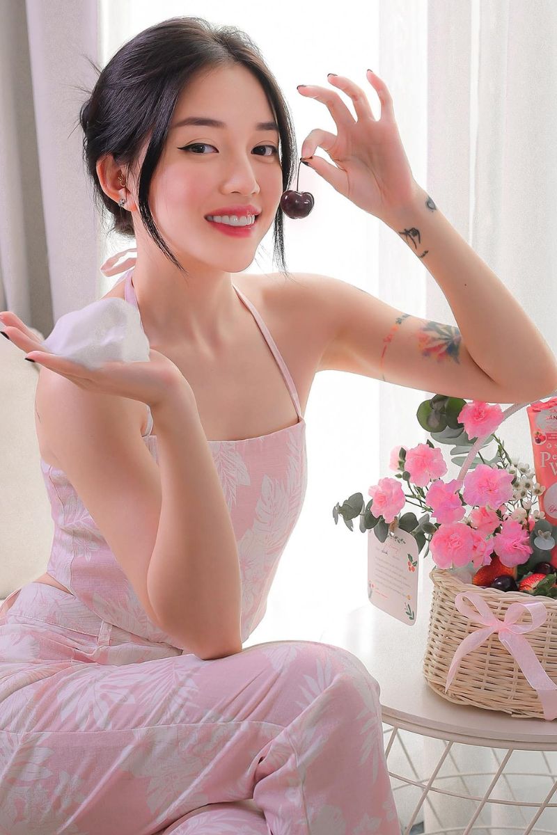 Ảnh Linh Ngọc Đàm sexy nuột nà 29