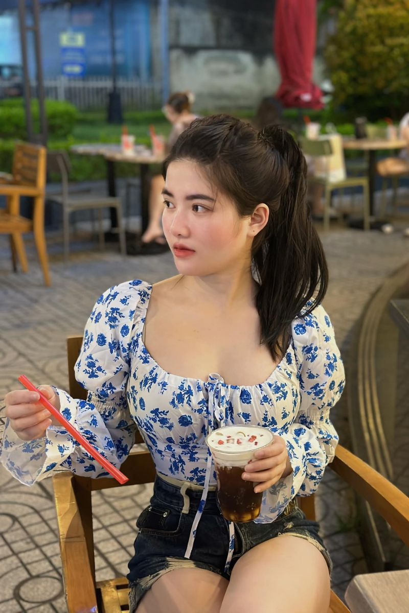 Ảnh LƯỜNG THU TRÀ sexy gợi cảm 9