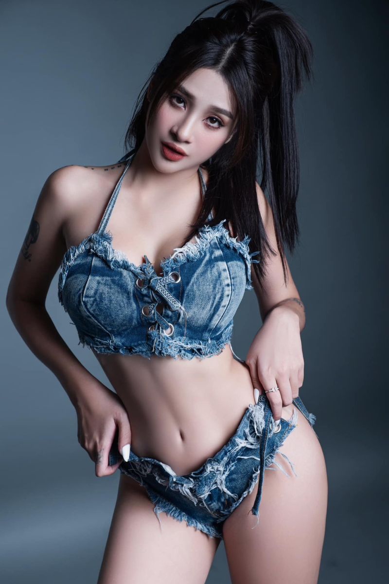 Ảnh Mai Thị Ánh Huyền sexy 17