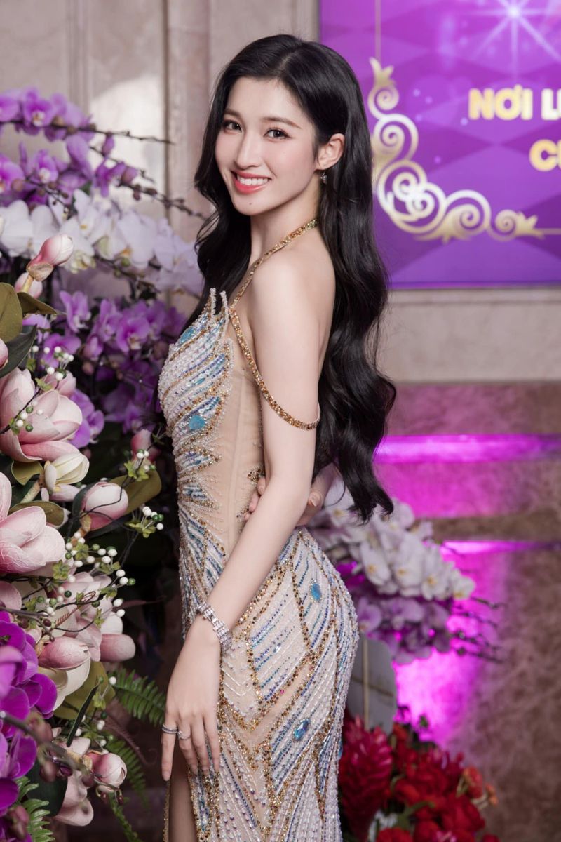 Ảnh Nguyễn Phương Nhi sexy khó cưỡng 10