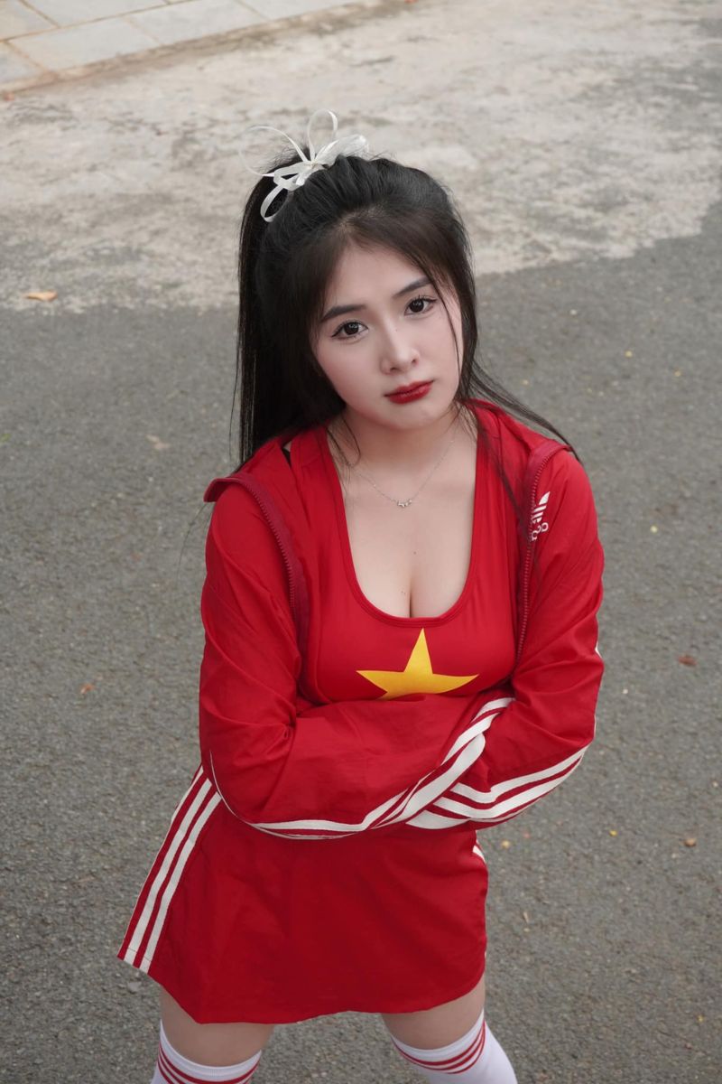 Ảnh Quỳnh Alee sexy khó cưỡng 4