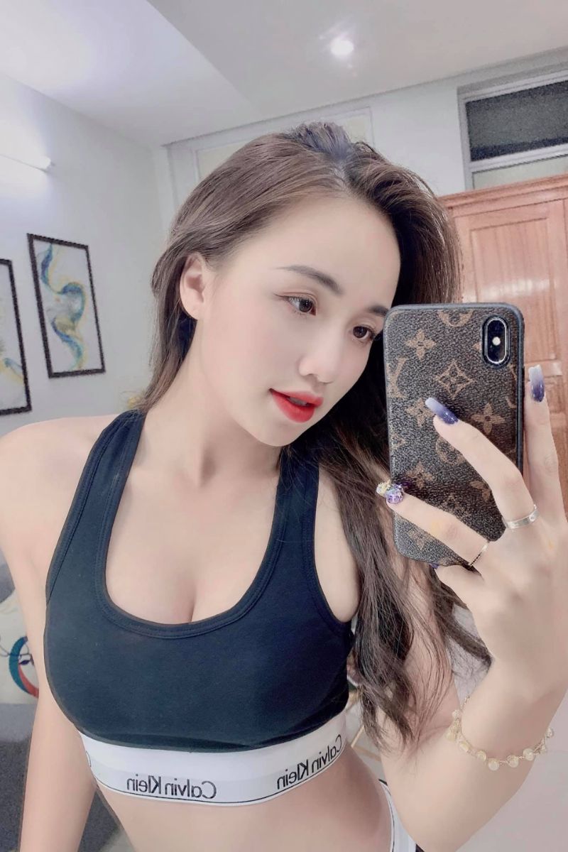 Ảnh Thị Nhung sexy cuốn hút 3