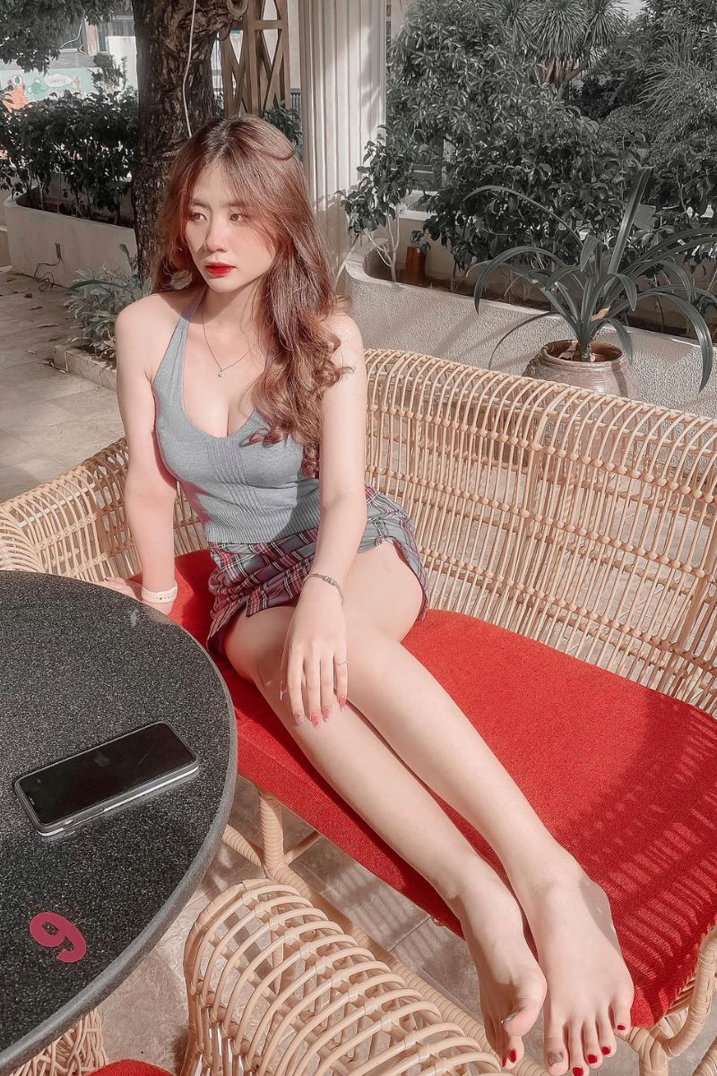 Ảnh TikTok Tô Quỳnh Hương Sexy với vòng 1 quyến rũ 2