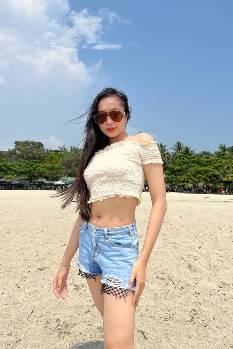 Ảnh tiktoker Hannah Vân Anh sexy cuốn hút 18