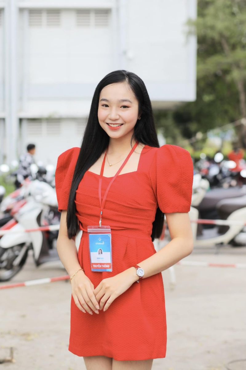 Ảnh tiktoker Hannah Vân Anh sexy cuốn hút 8