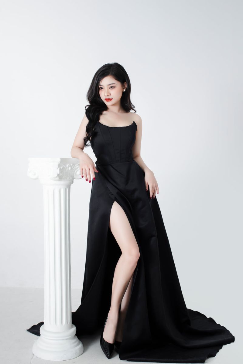 Ảnh tiktoker Linh Châu sexy gợi cảm 14