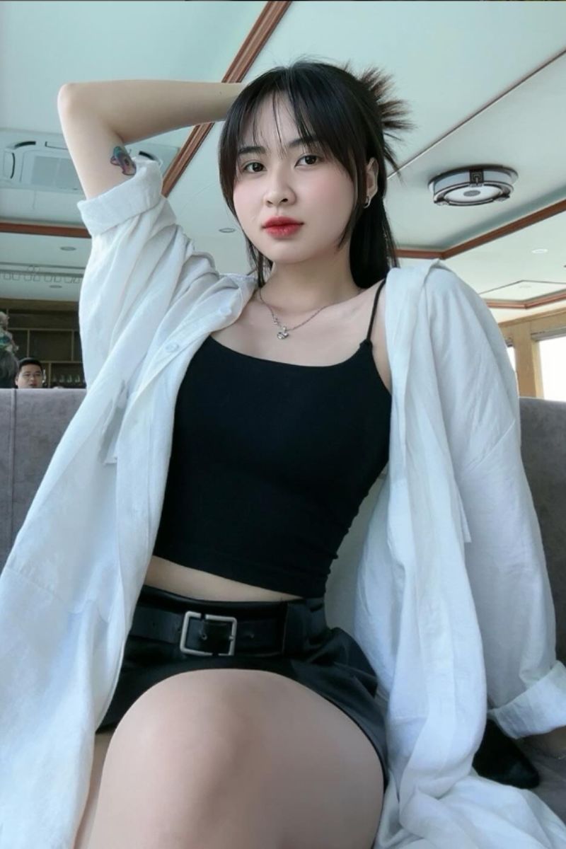 Ảnh Tiktoker Ninh Anh Sexy 4