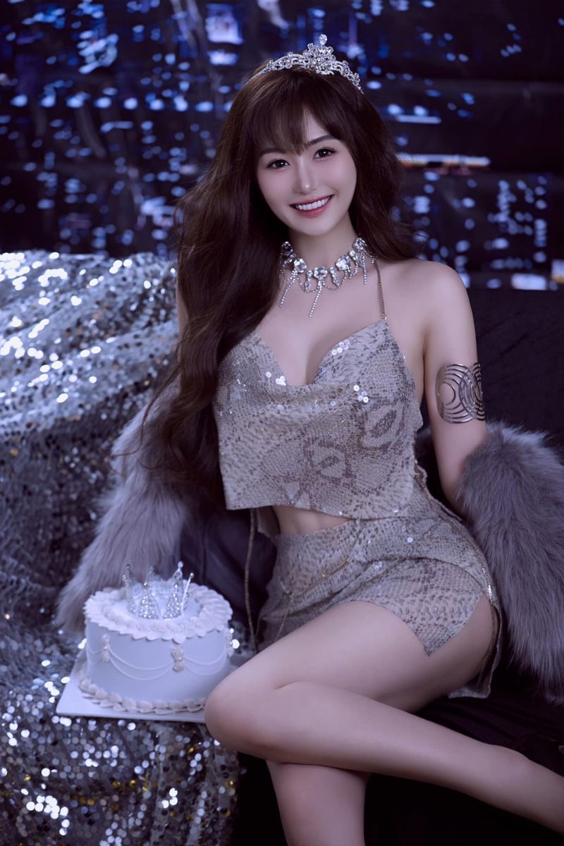 Ảnh tiktoker Phan Ngọc Anh Thư sexy 18