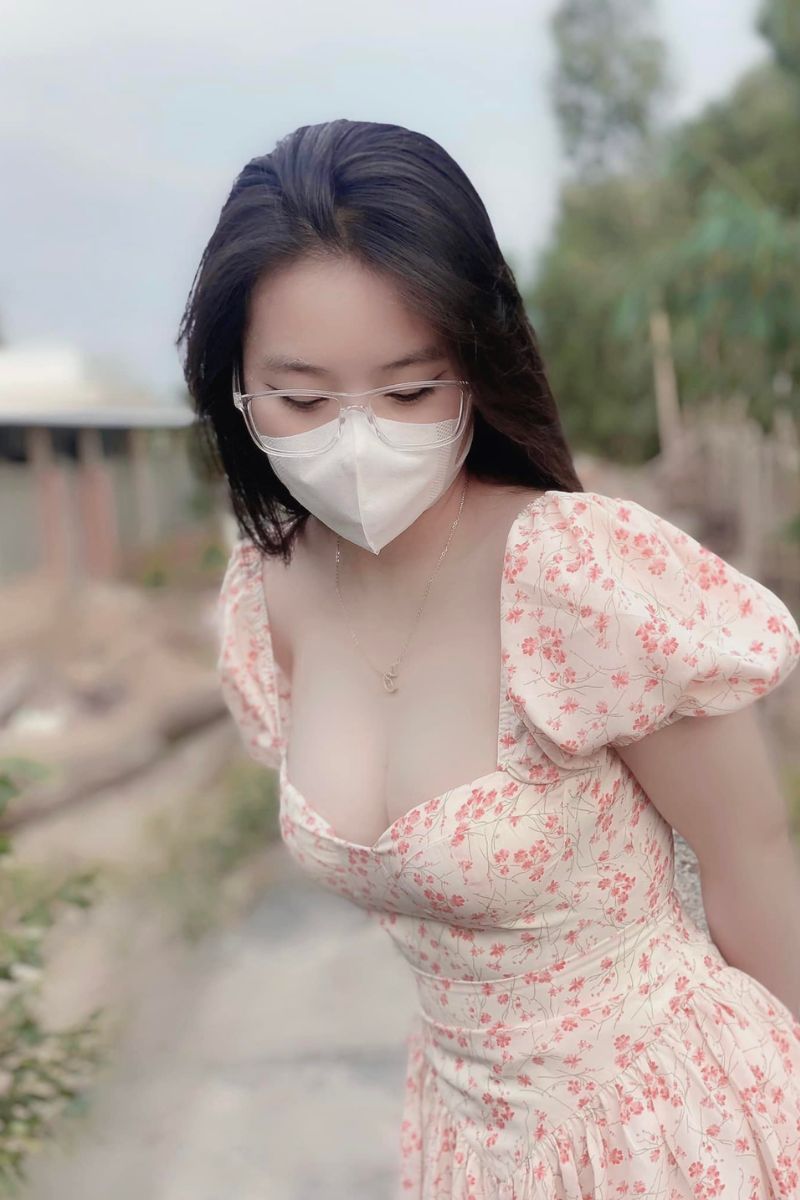 Ảnh tiktoker Võ Phượng sexy gợi cảm 18