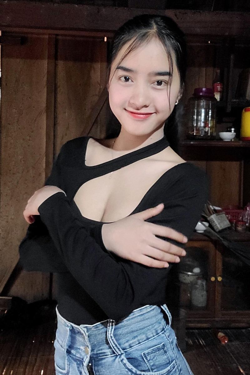 Ảnh tiktoker Yona Cươn sexy gợi cảm 21