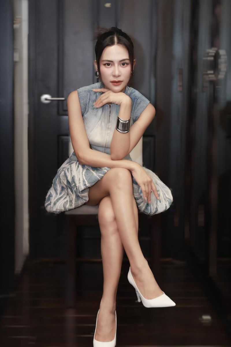 Ảnh Hà Nhi sexy 18