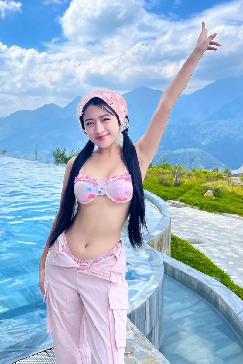 Ảnh Hạ Nhiên sexy 23