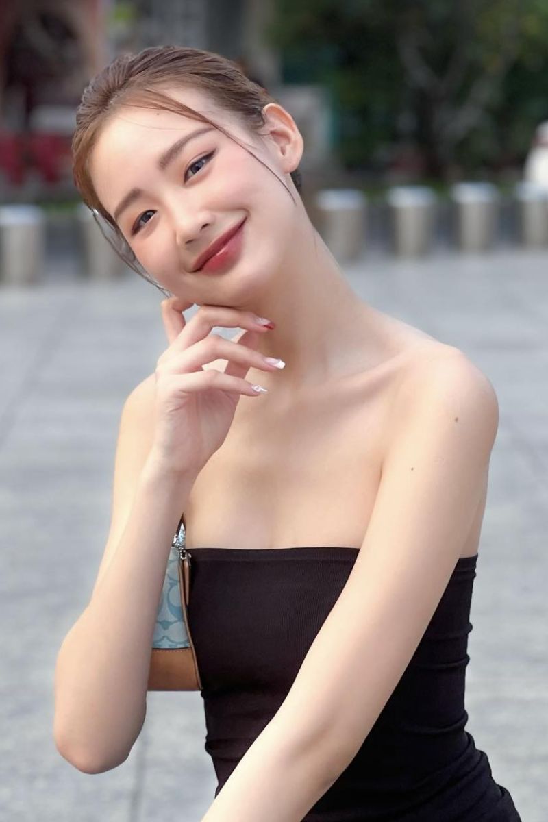 Ảnh Lê Nguyễn Bảo Ngọc sexy 29