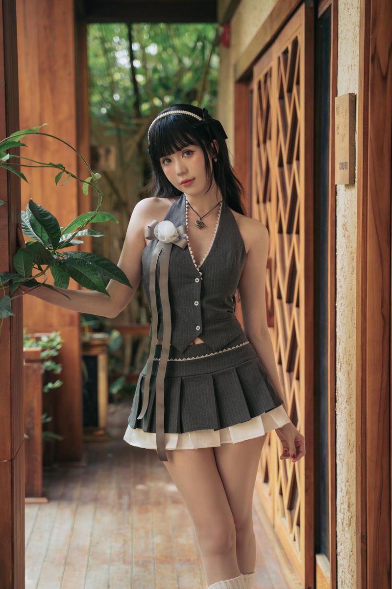 Ảnh Ngọc Trinh sexy 2