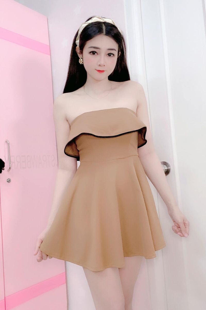 Ảnh Phạm Huyền Nhi sexy 14