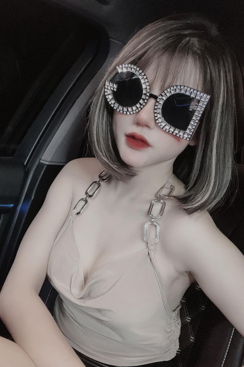 Ảnh Phượng Mazda sexy 10