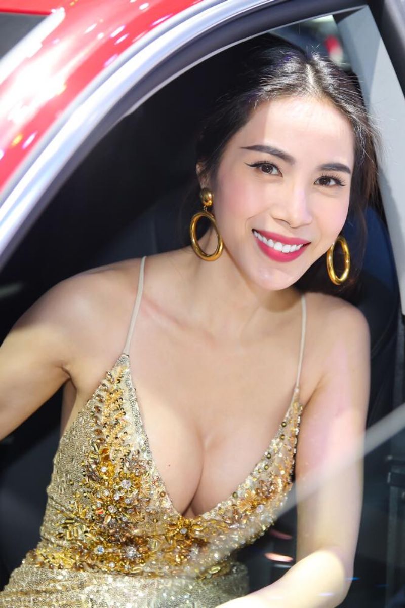 Ảnh Thủy Tiên sexy 19