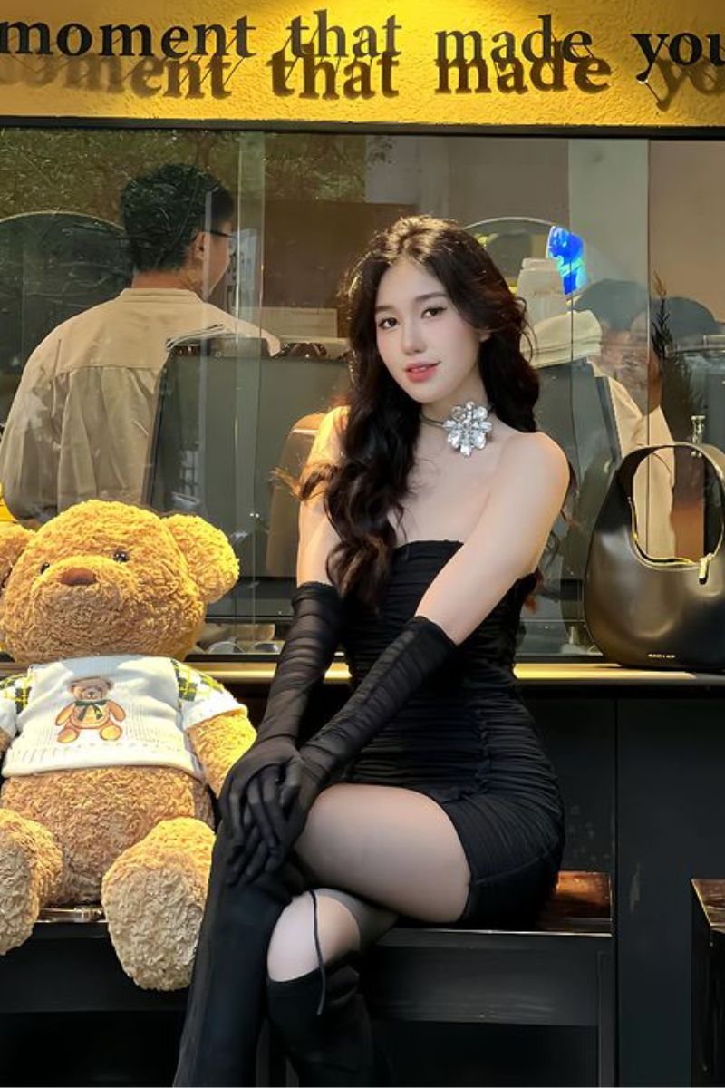 Ảnh tiktoker Liên Anh sexy 17