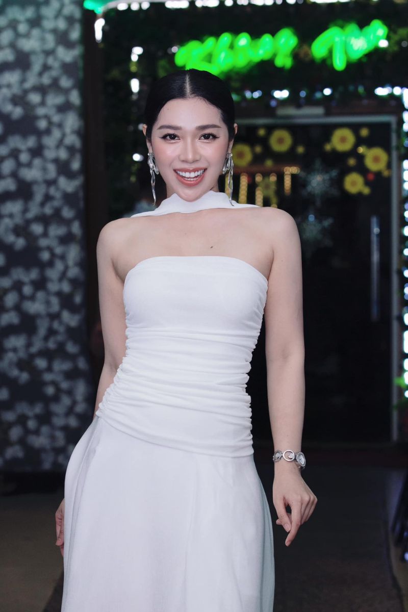 Ảnh tiktoker Nguyễn Kiều Oanh sexy 10