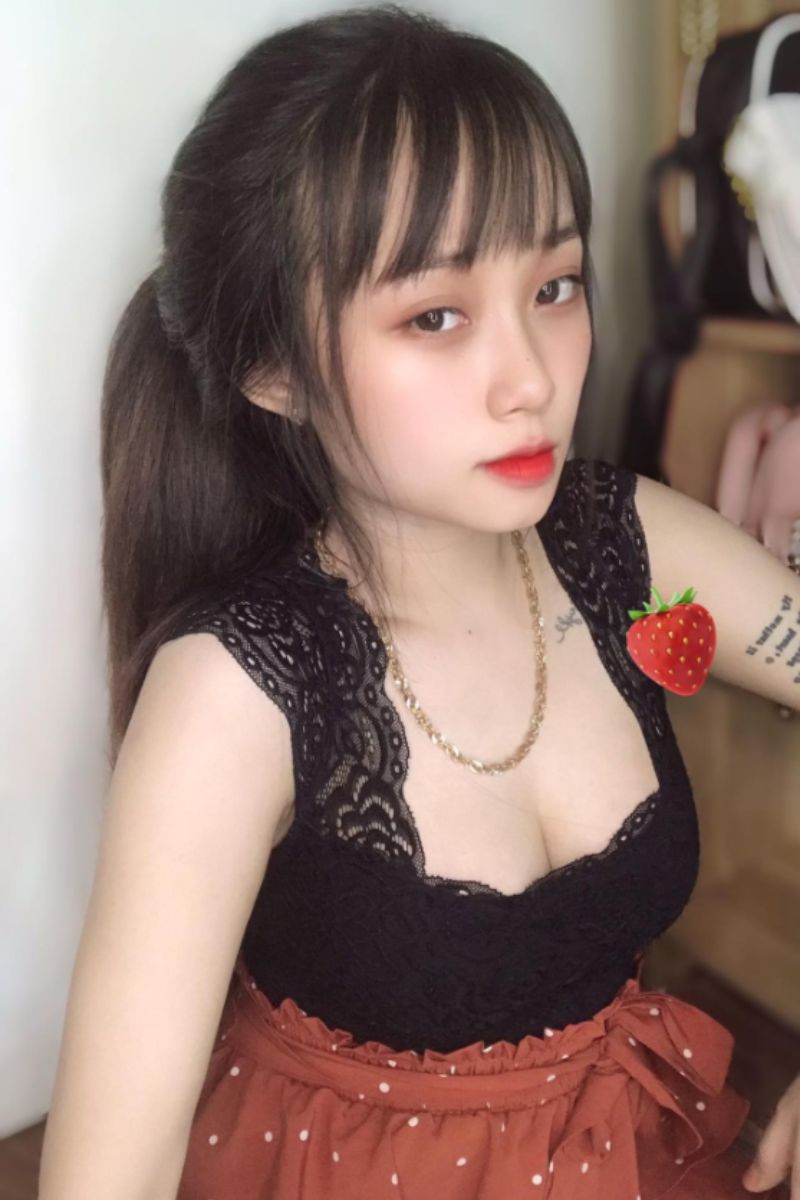 Ảnh tiktoker Nhi Ù sexy 17