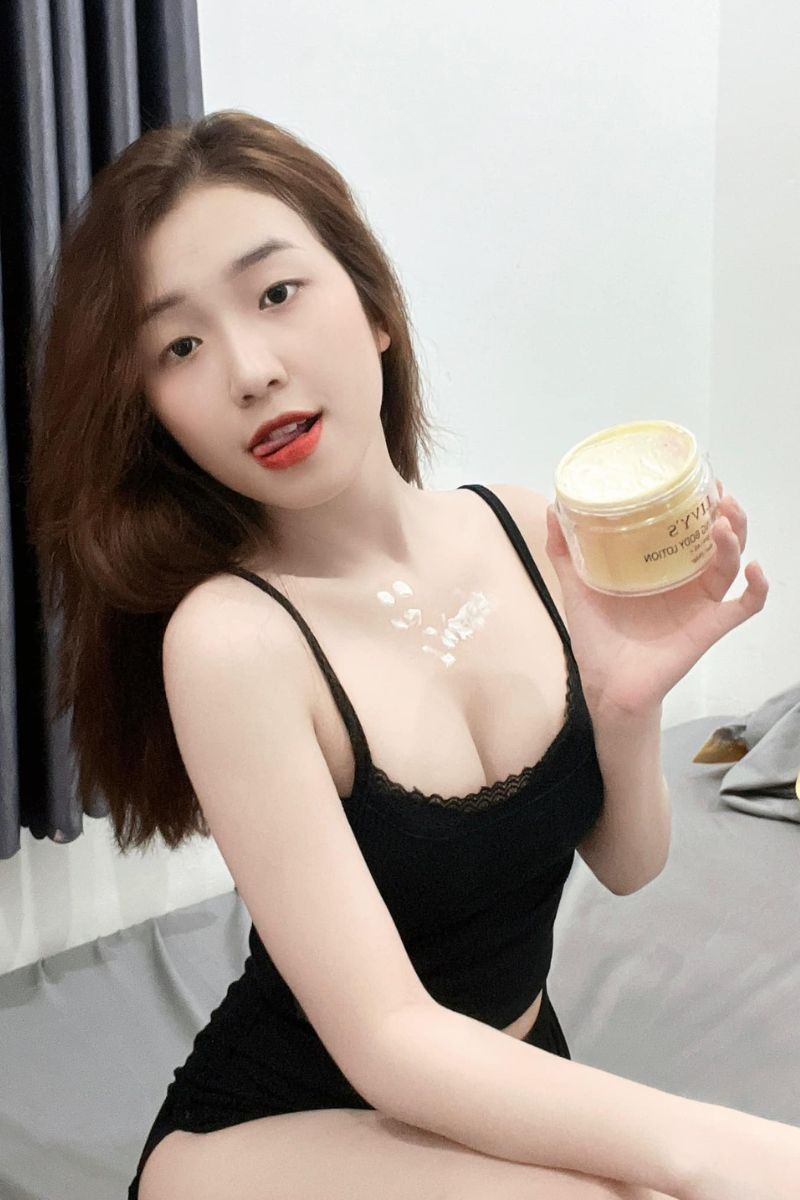 Ảnh tiktoker Oanh Dẻo sexy 24