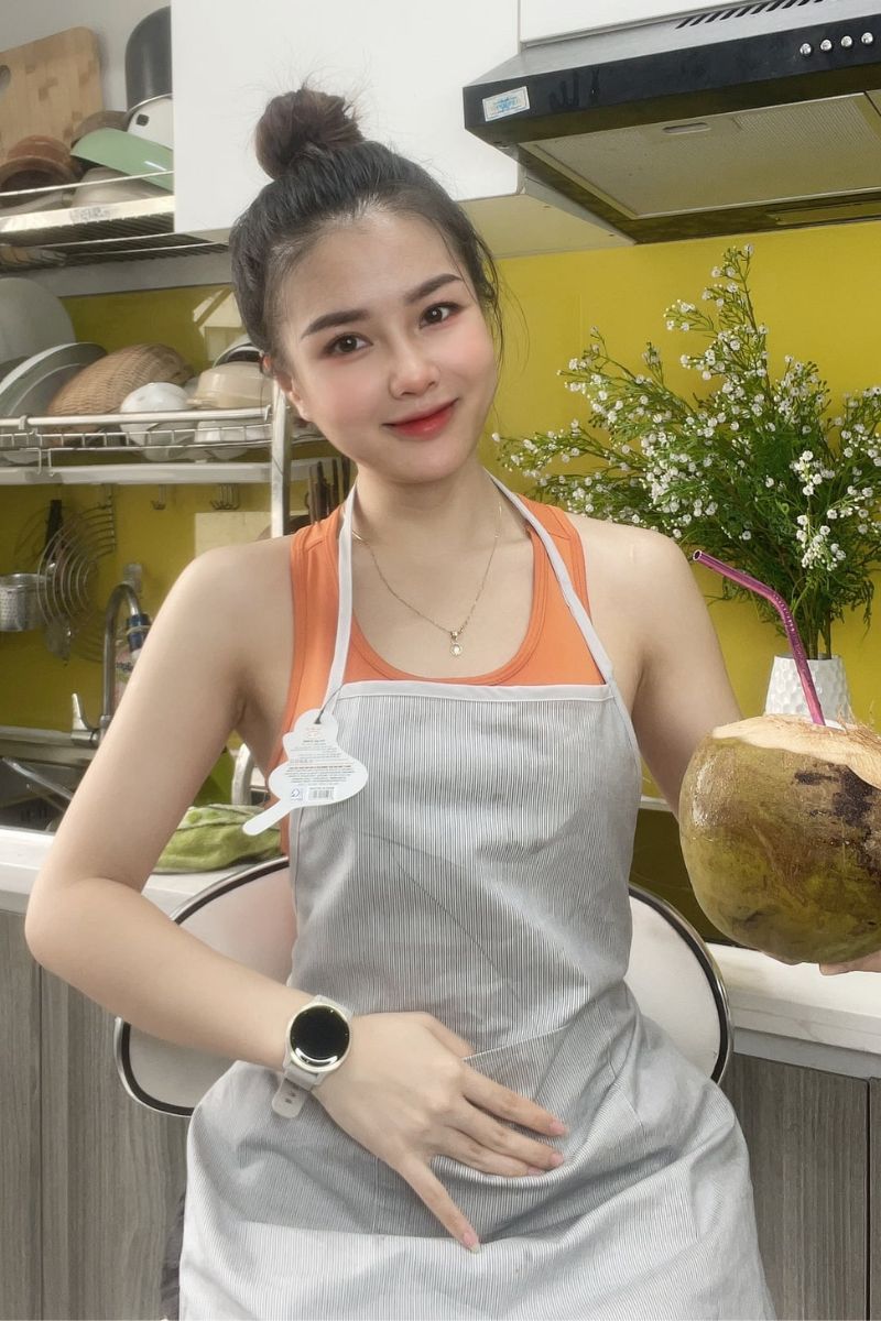 Ảnh tiktoker Thu Nhi xinh đẹp 22