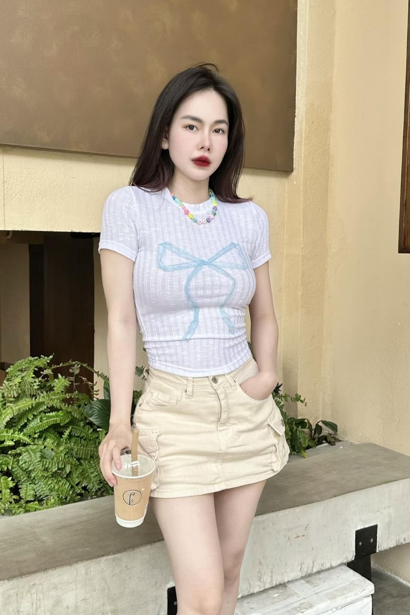 Ảnh tiktoker Trần Oanh sexy 5