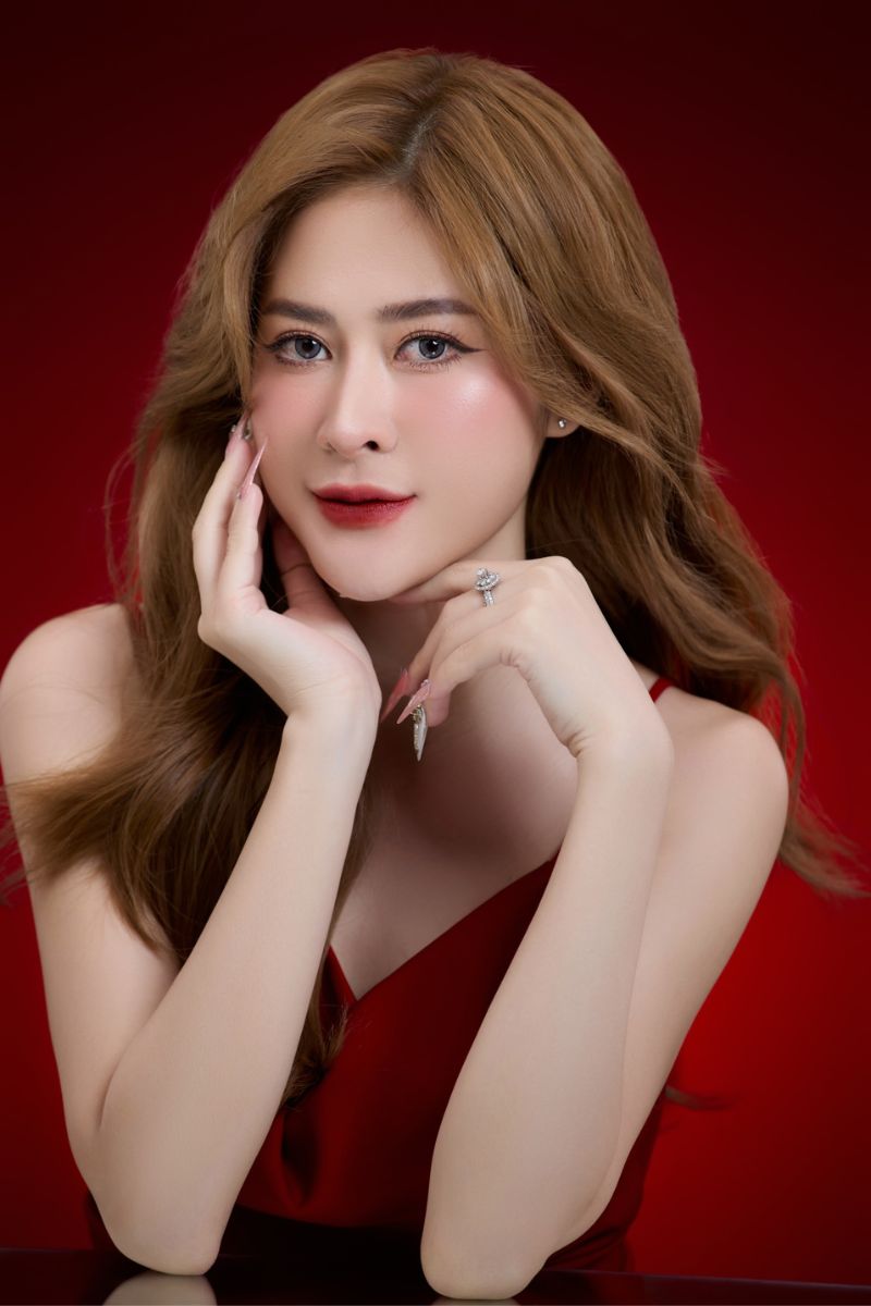 Ảnh Trần Ngọc Phương Mai sexy 26