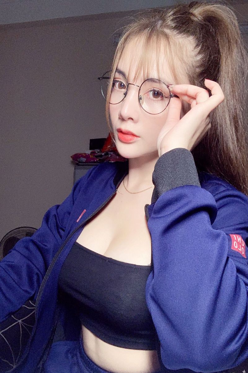 Ảnh Trần Thu sexy 23