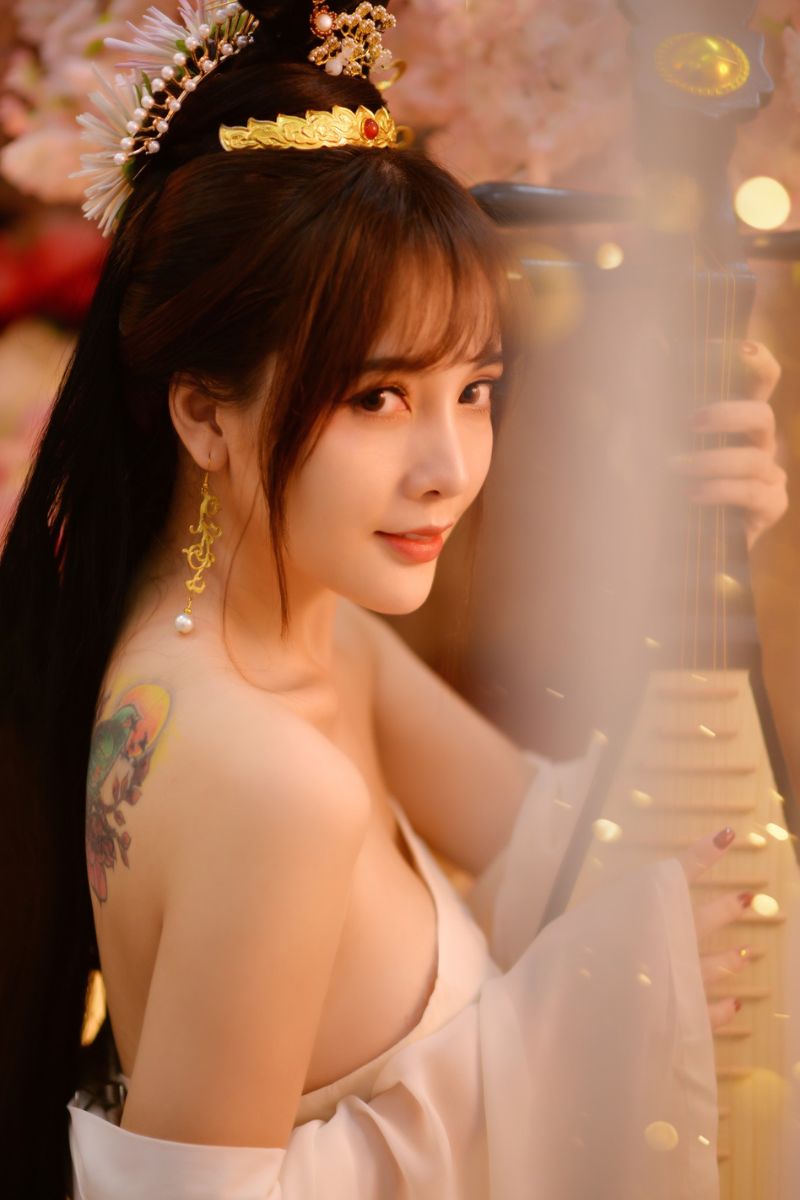 Ảnh Trần Thu sexy 27