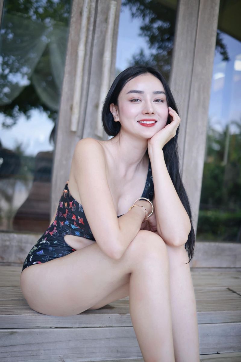 Ảnh Angela Chu bikini 17