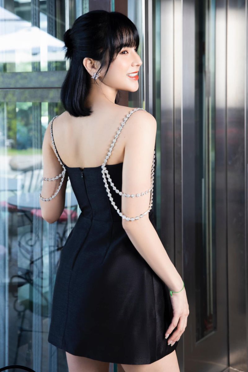 Ảnh Diệp Lâm Anh sexy 25