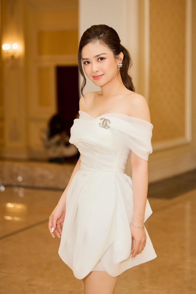 Ảnh Dương Hoàng Yến sexy 23