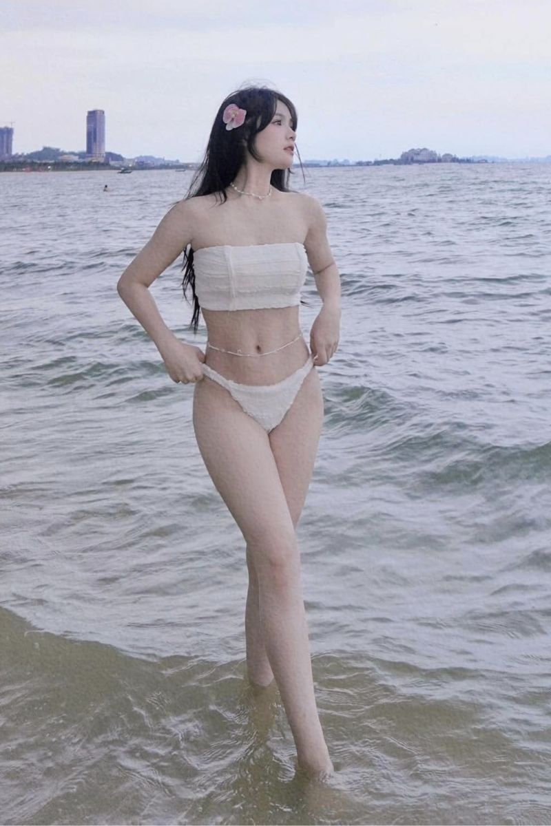 Ảnh Dương Thu Giang sexy 3