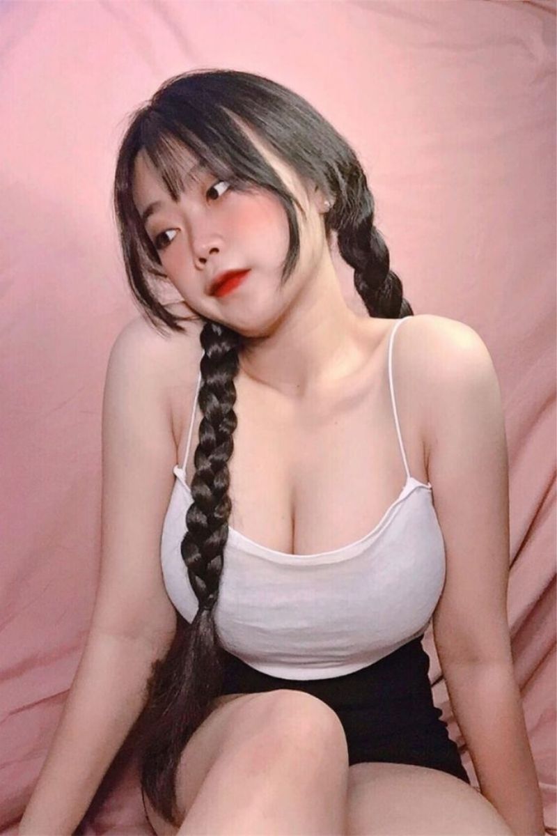 Ảnh hotgirl tiktok sexy 24