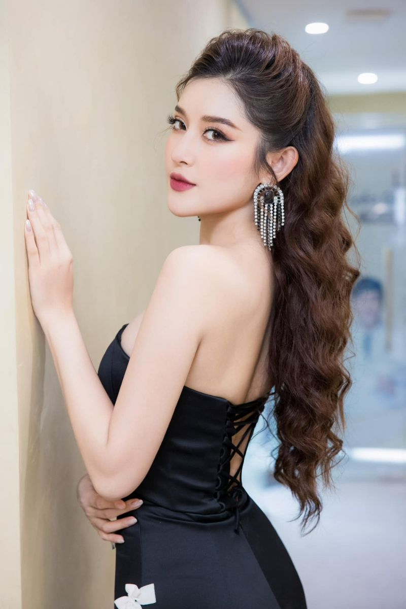 Ảnh Huyền My sexy 10