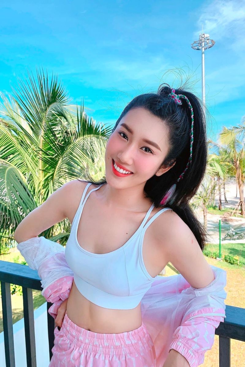 Ảnh Lê Huỳnh Thuý Ngân sexy 30