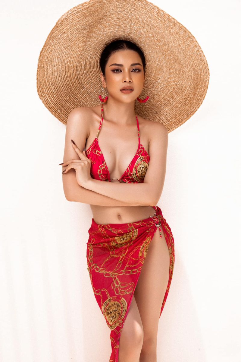 Ảnh Lily Chen bikini 19