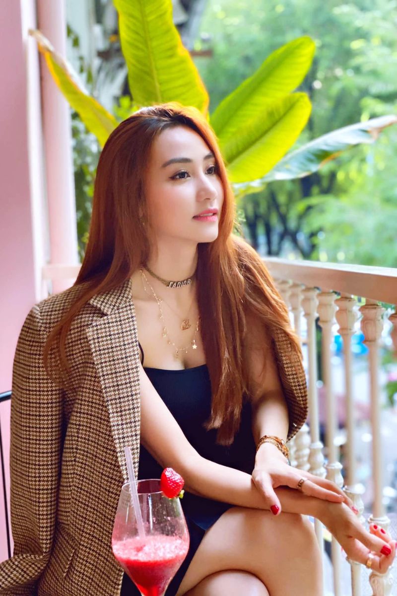 Ảnh Ngân Khánh sexy 8