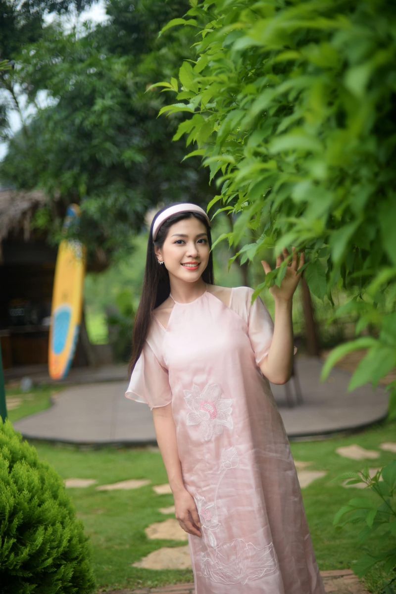 Ảnh Nguyễn Thu Hằng xinh đẹp 14