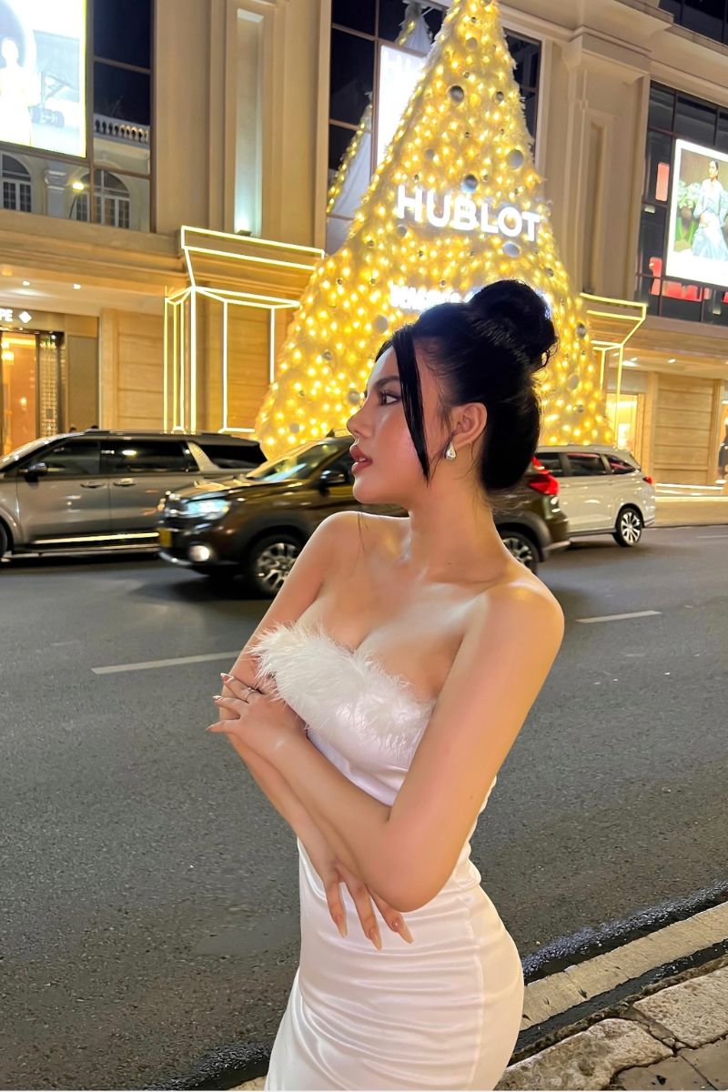 Ảnh Phan Thị Ngọc Khanh sexy 36