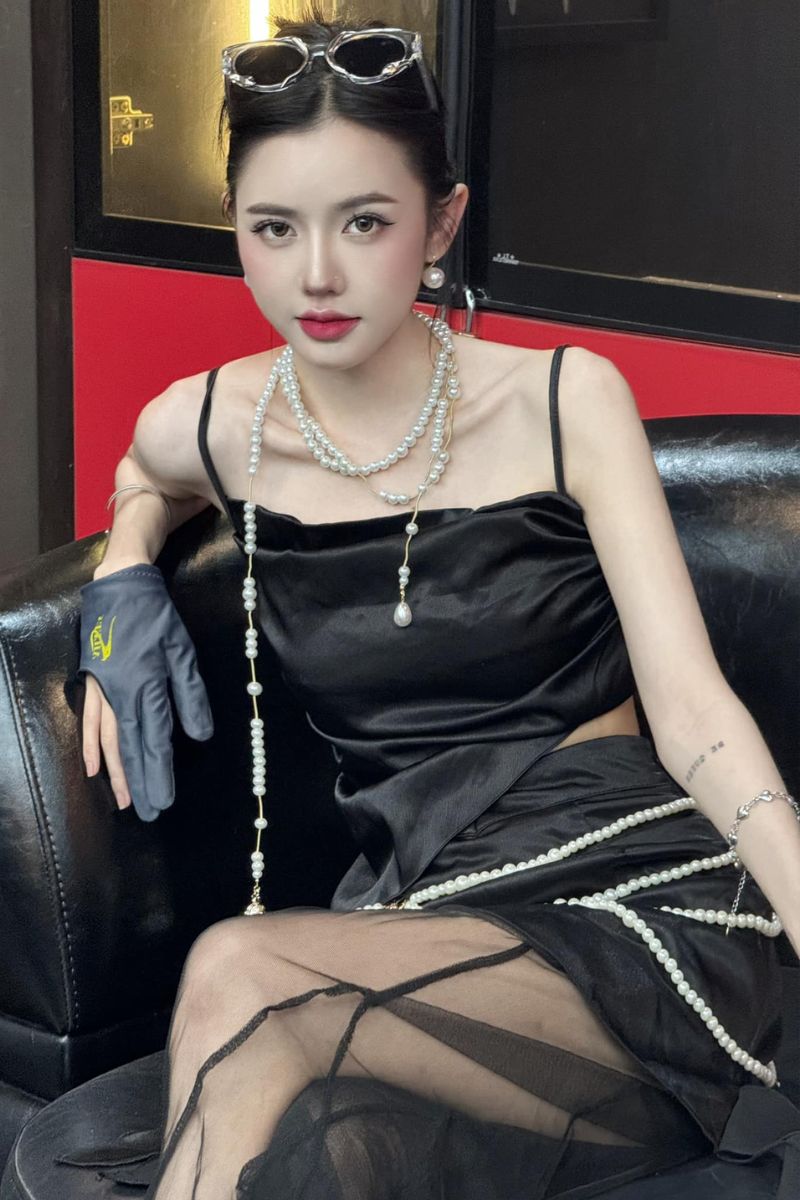 Ảnh tiktoker Chi Chi Linh sexy 7