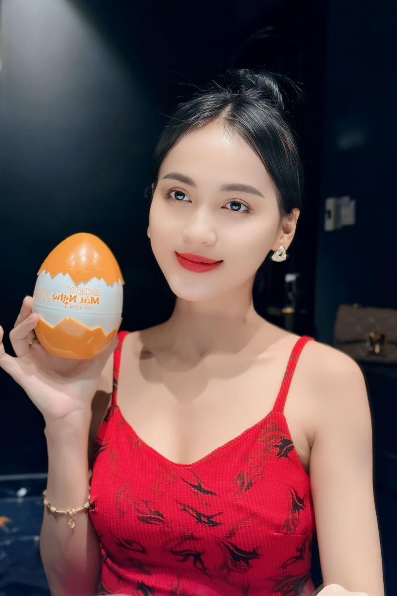 Ảnh tiktoker Lê Thị Ngân Châu sexy 20