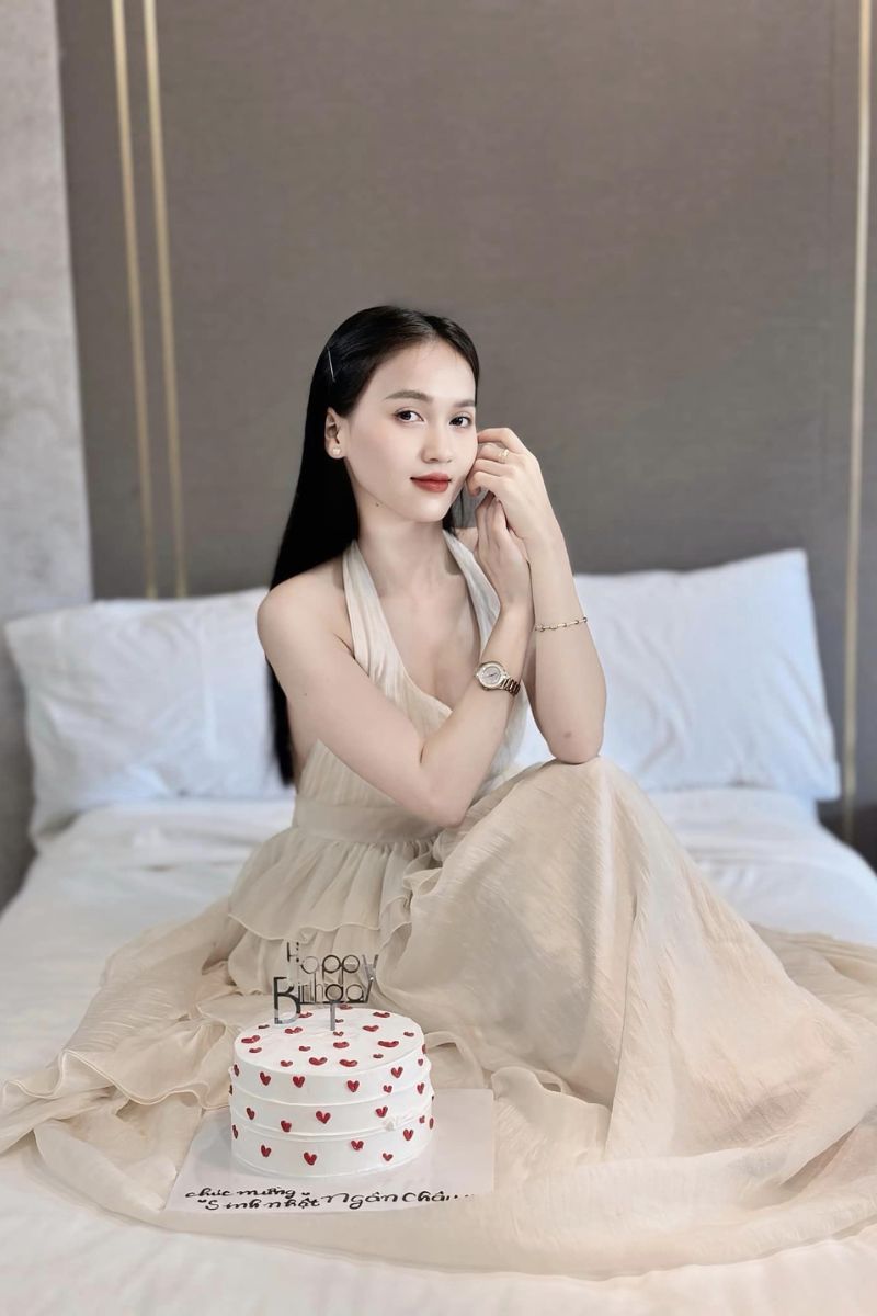 Ảnh tiktoker Lê Thị Ngân Châu sexy 28