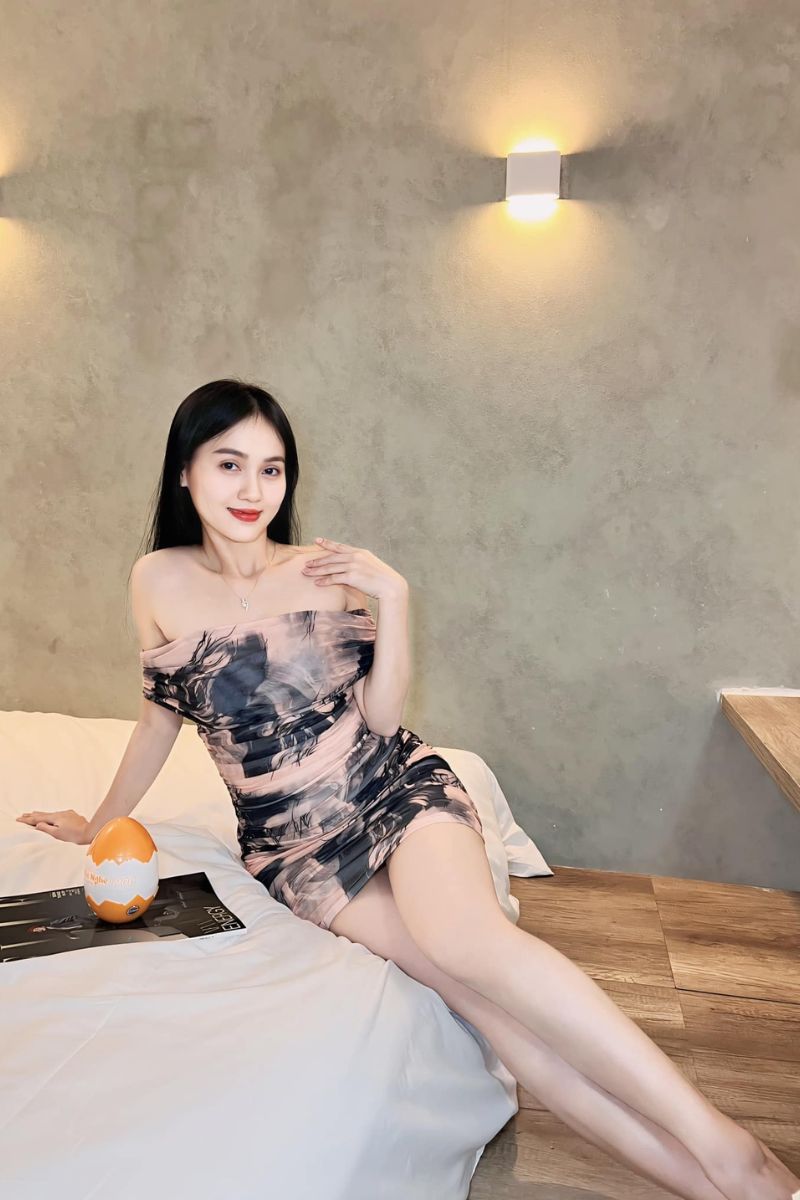 Ảnh tiktoker Lê Thị Ngân Châu sexy 34